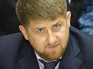 Ramzan Kadyrov。チェチェン共和国の頭部の伝記