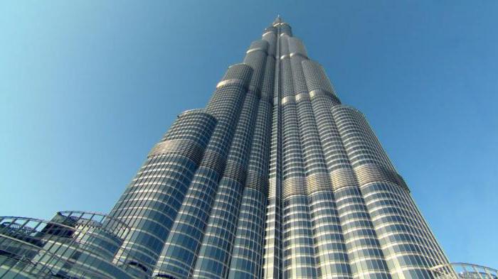 burj khalifa dubai何階建て？