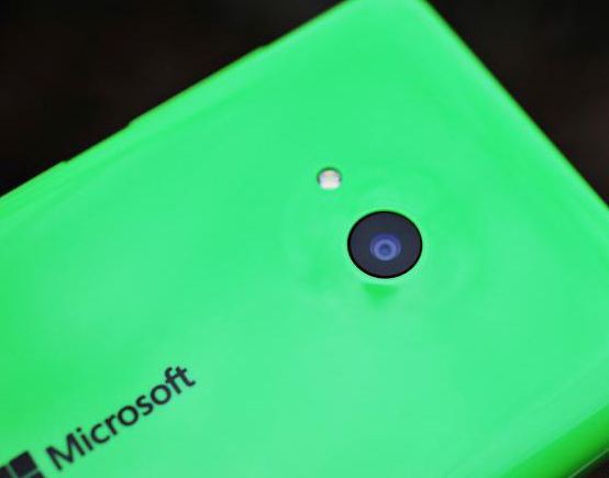 Nokia Lumia 532スマートフォン：仕様とレビュー